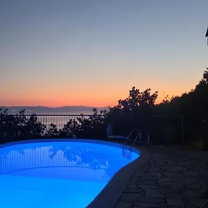 Villa Panoramica Tra Suggestive Notti Stellate., Torre delle Stelle